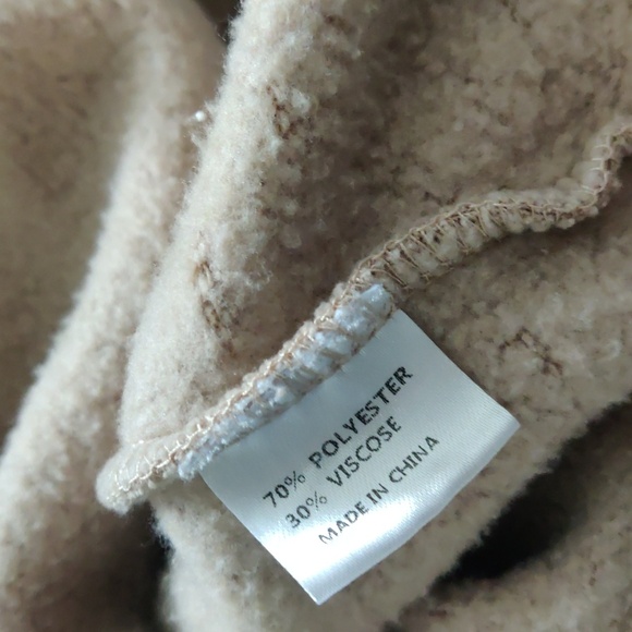 FINAL SALE/ Cozy Beige Polyester Blend Fabric - Picture 4 of 6